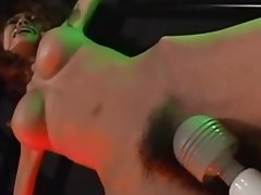 Petite asiatiska bundna och lekte